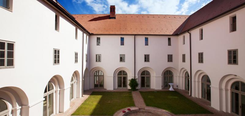 1. Sopron Monastery (Hungría)